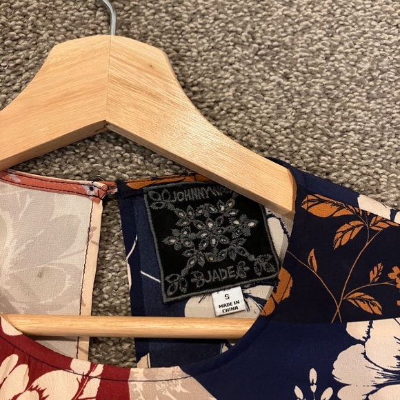 Johnny Was Jade Silk Blouse size S - Picture 3 of 3